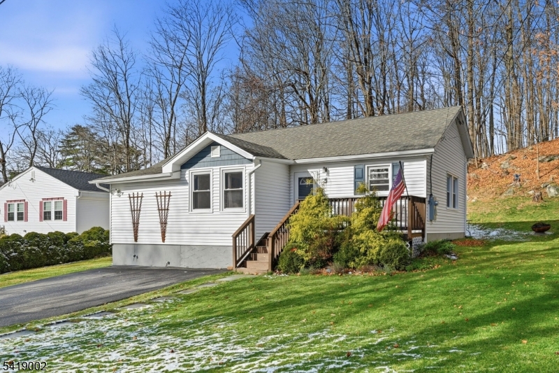 5 Chestnut Ave