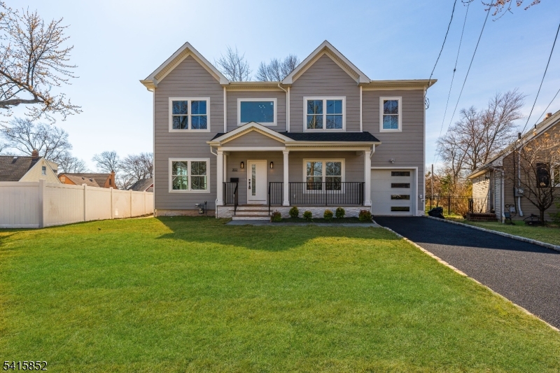 302 West Ln