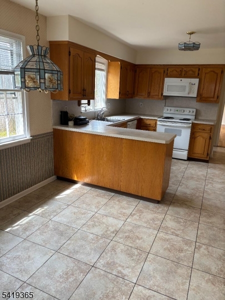 225 Navajo Dr