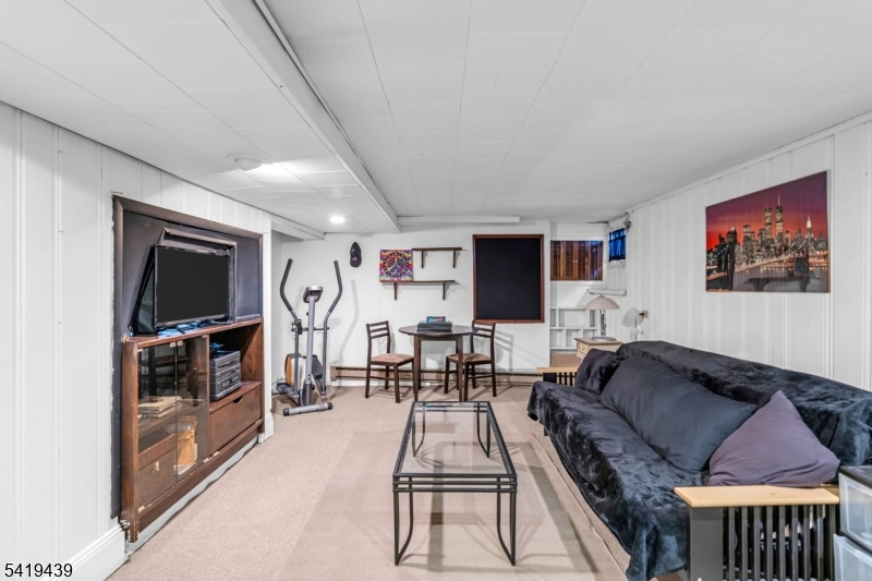 40 Highfield Ln