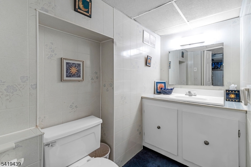 40 Highfield Ln