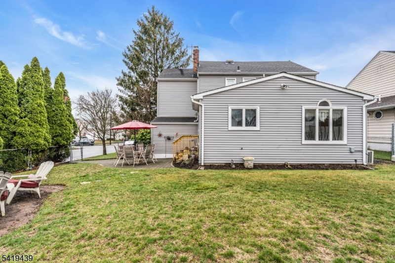 40 Highfield Ln