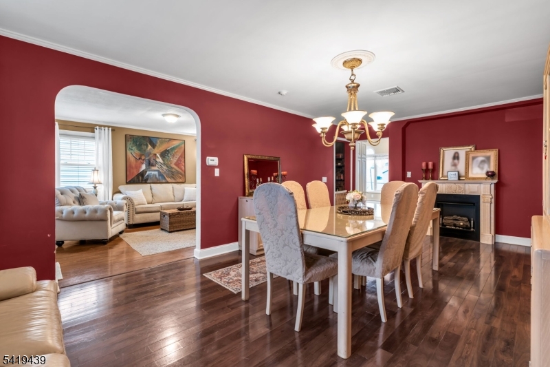 40 Highfield Ln