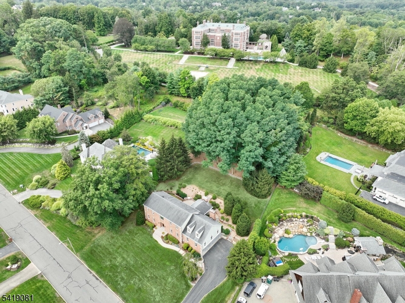 34 Crocker Mansion Dr