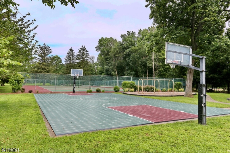 34 Crocker Mansion Dr