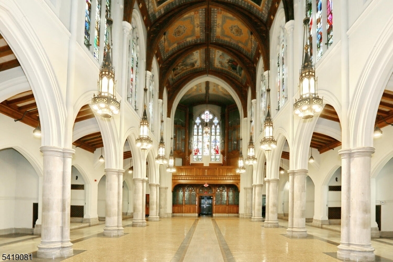 34 Crocker Mansion Dr