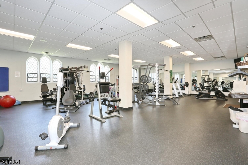 34 Crocker Mansion Dr