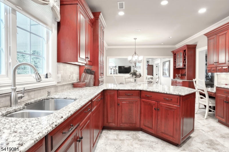 34 Crocker Mansion Dr