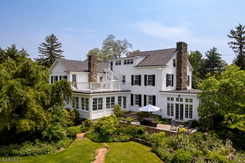 122 Bedens Brook Rd