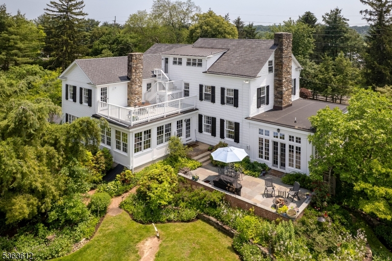 122 Bedens Brook Rd