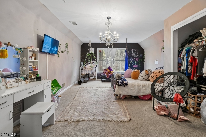 75 Mount Hermon Rd
