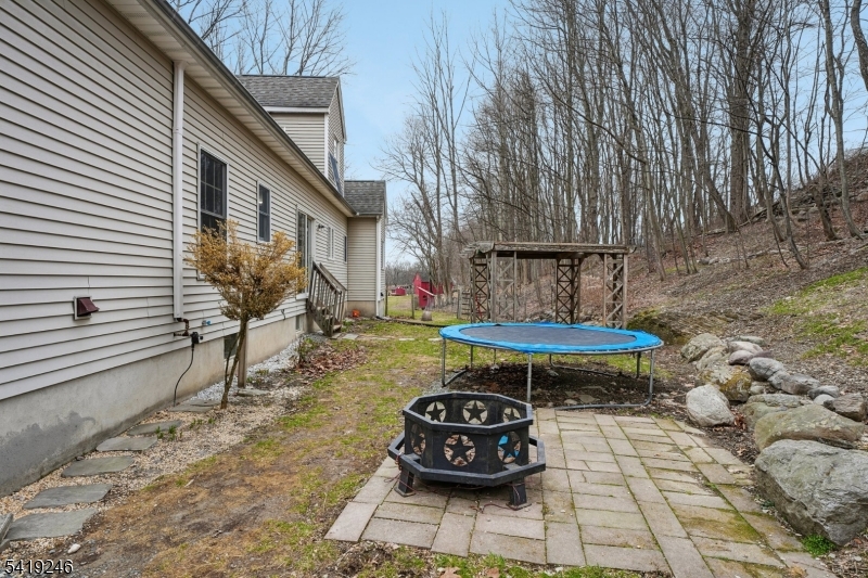 75 Mount Hermon Rd