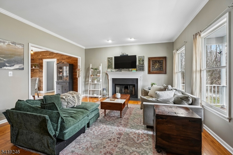 75 Mount Hermon Rd