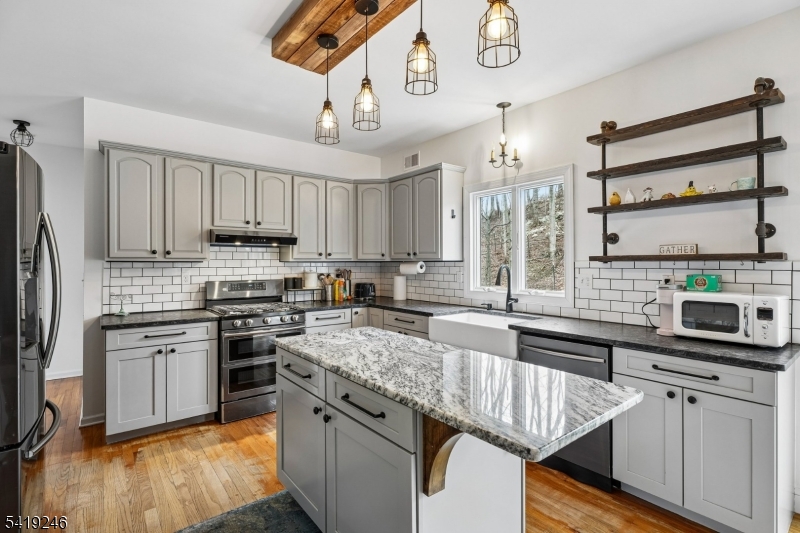 75 Mount Hermon Rd