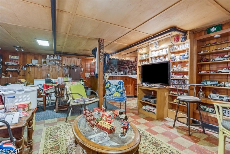 25 Millbrook Rd
