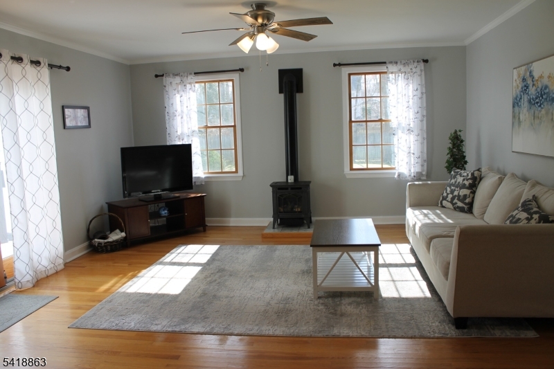15 House Rd