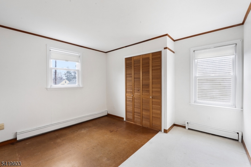 92 Hickory St