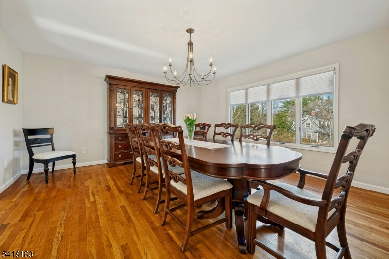 1 Laurel Ct