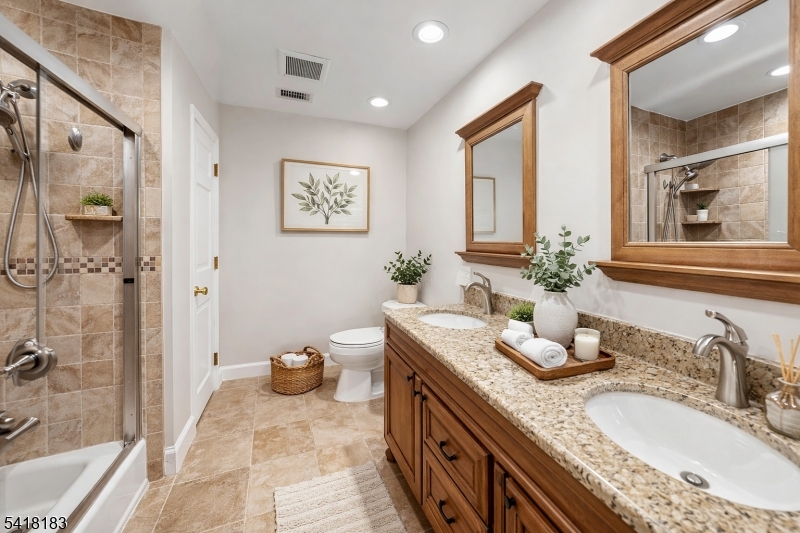 1 Laurel Ct