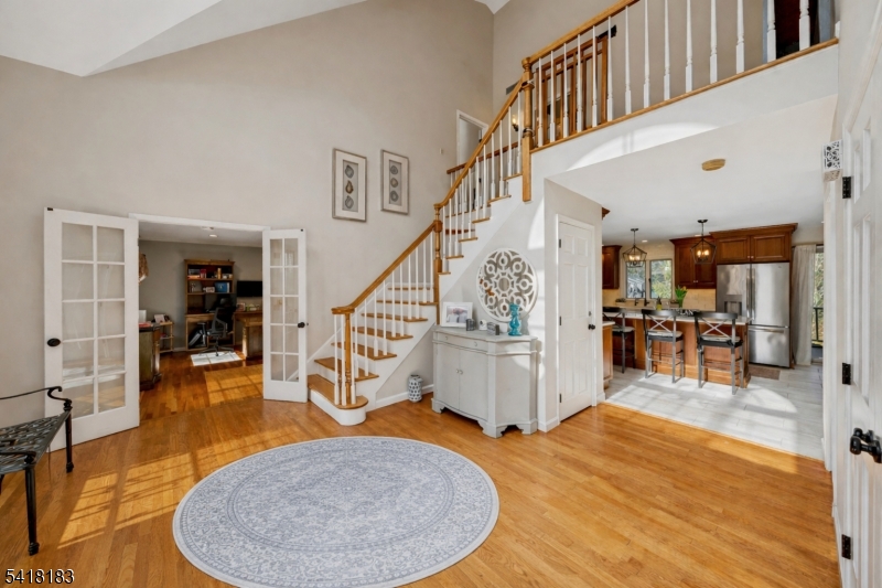1 Laurel Ct