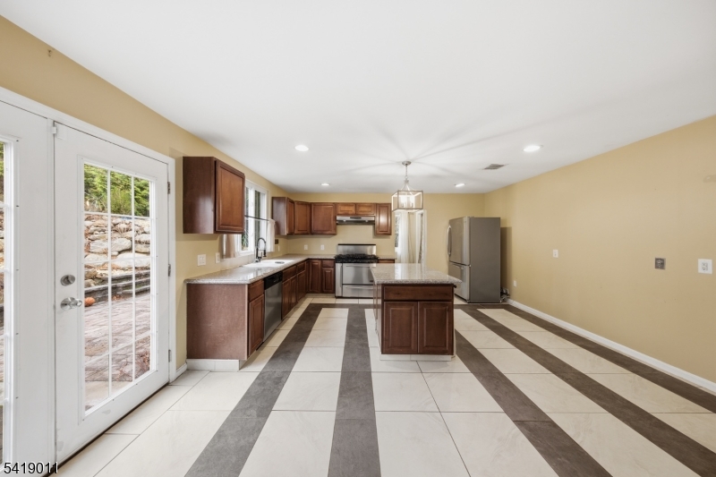 130 Valley View Dr