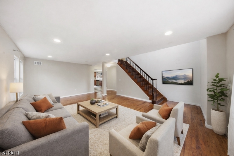 130 Valley View Dr