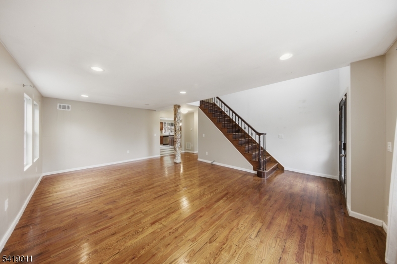 130 Valley View Dr