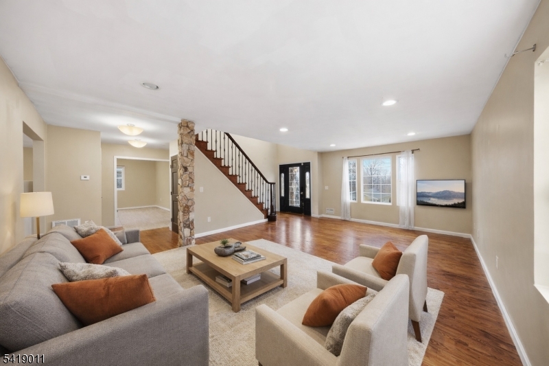 130 Valley View Dr