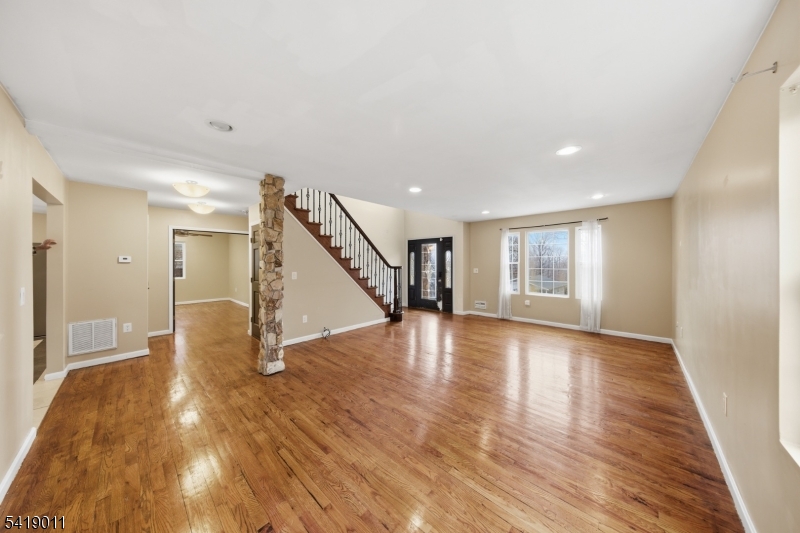 130 Valley View Dr