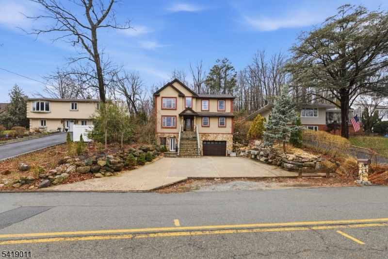 130 Valley View Dr