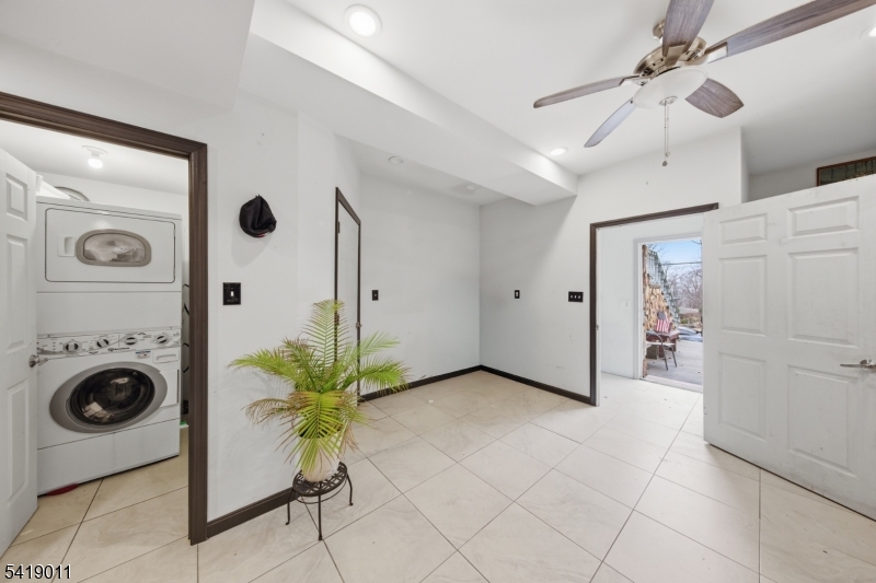 130 Valley View Dr