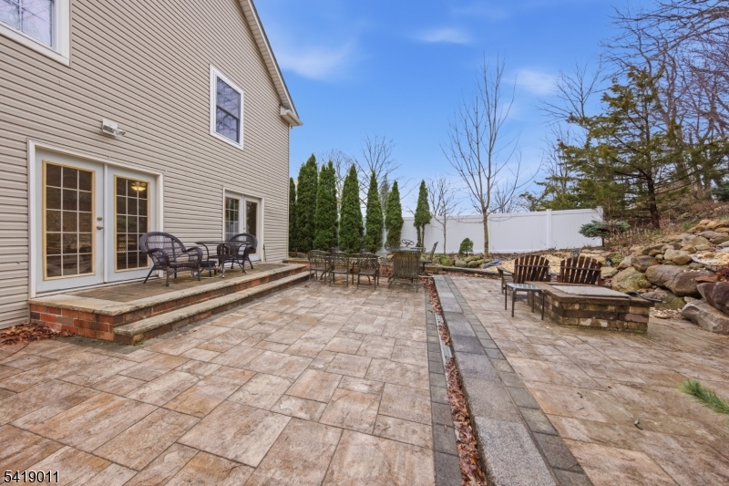 130 Valley View Dr