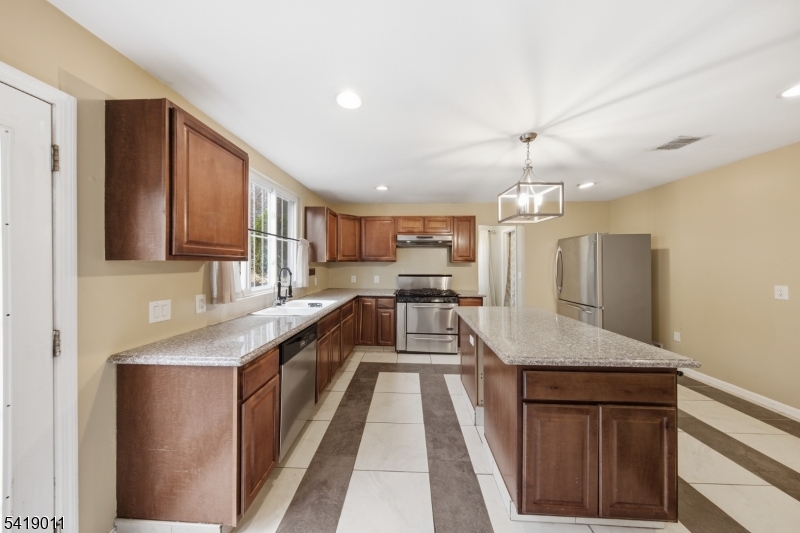 130 Valley View Dr