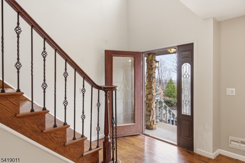 130 Valley View Dr