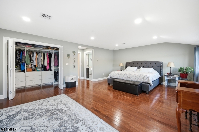 630 Warwick Tpke