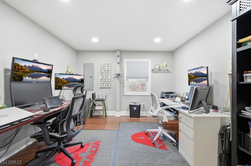 630 Warwick Tpke