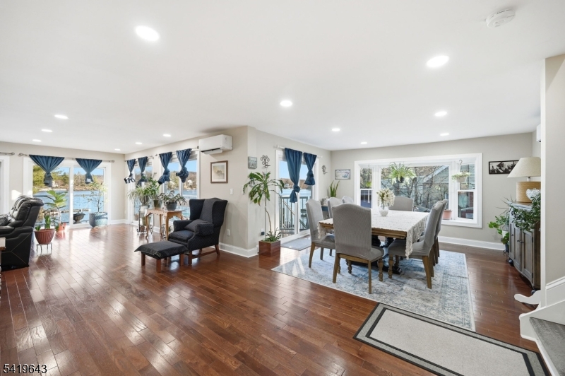 630 Warwick Tpke