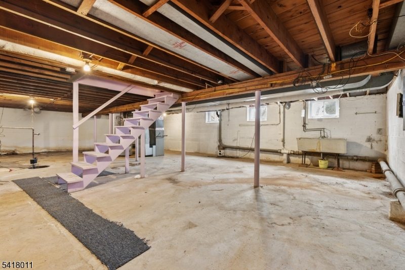 1205 Parkway Ave