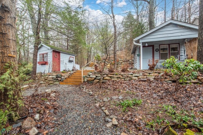 239 E Shore Lake Owassa Rd