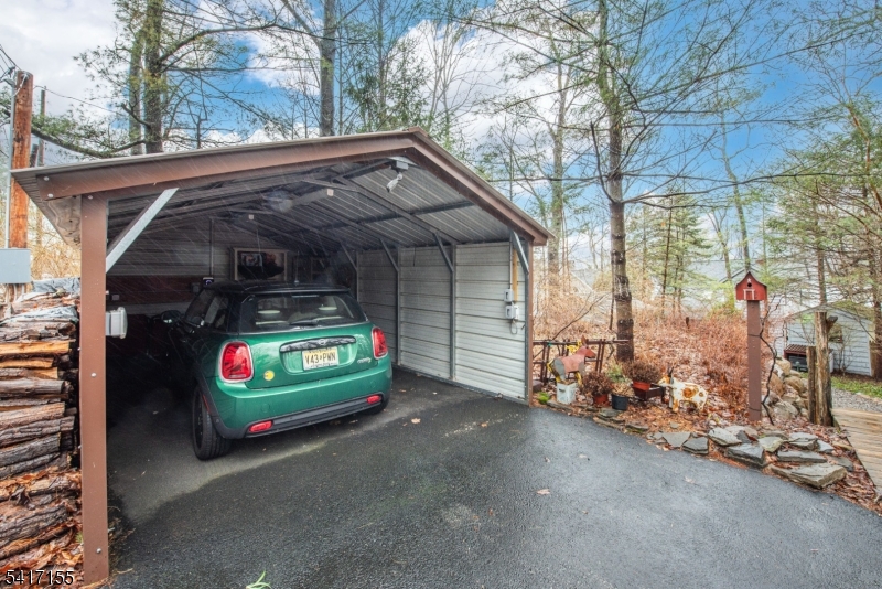 239 E Shore Lake Owassa Rd