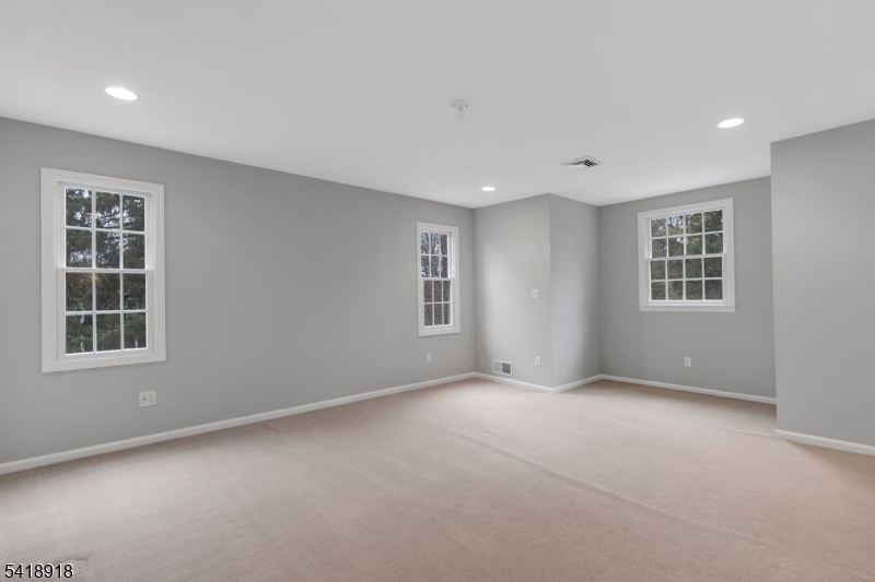 134 Spencer Rd