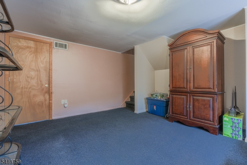 17 Cole Rd