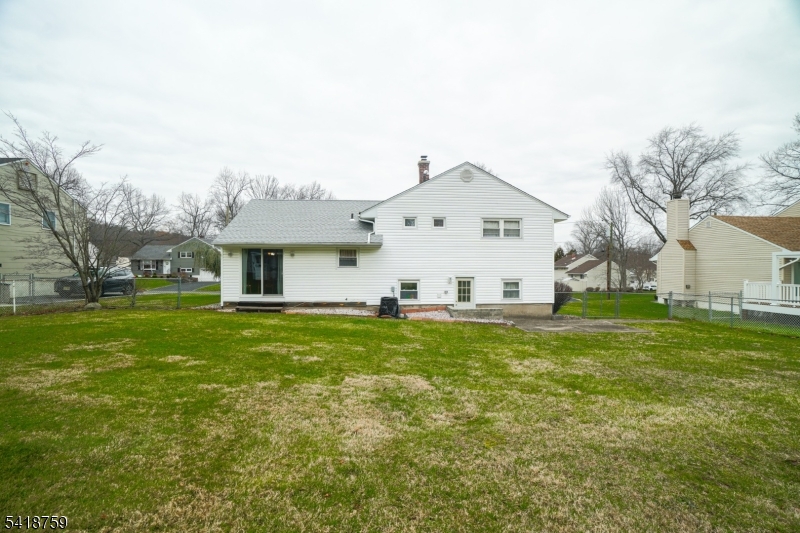 17 Cole Rd