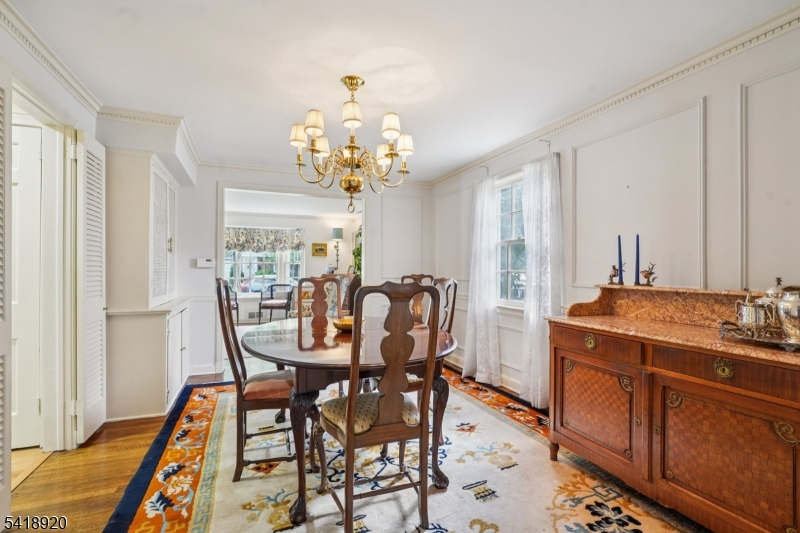 66 Springbrook Rd
