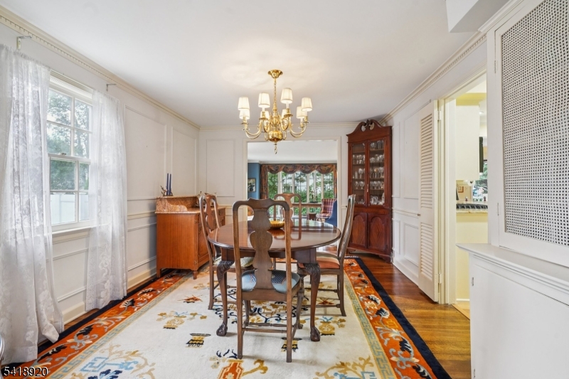 66 Springbrook Rd