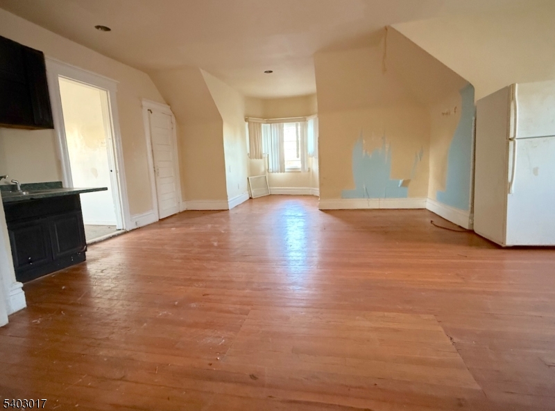 66 Scheerer Ave