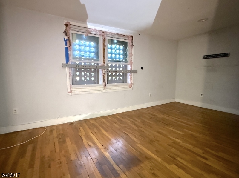 66 Scheerer Ave