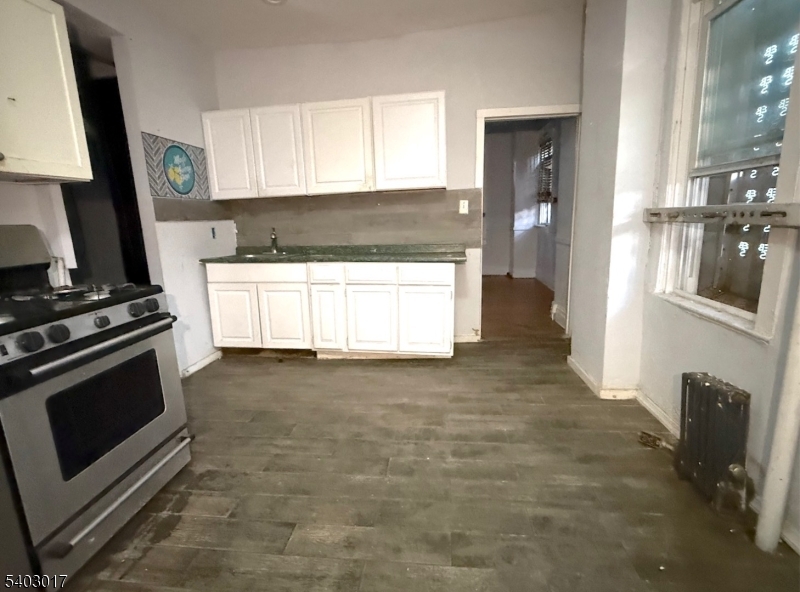 66 Scheerer Ave