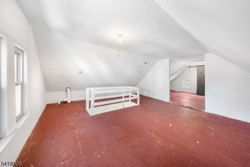 838 Rebecca Pl