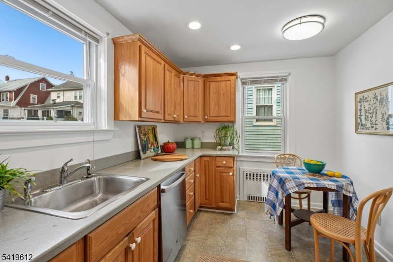 39 Boyden Ave